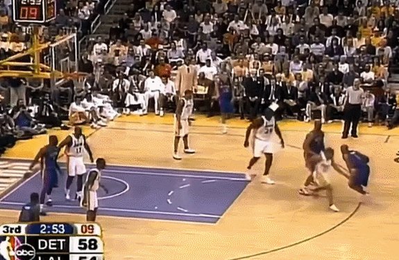 1665317959837027667.gif 3.gif